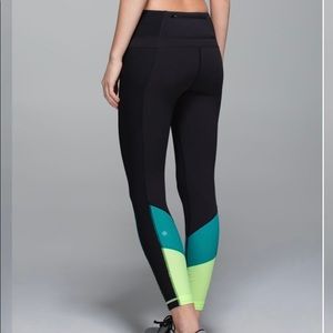 Lululemon Trailbound 7/8 Tights